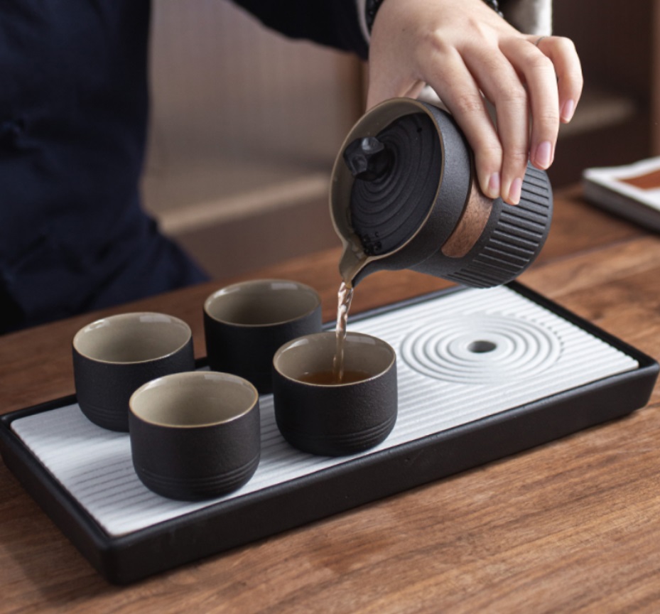 teaset-b4.jpg